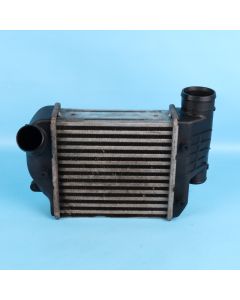 Audi A6 4F C6 2.7 3.0 TDI Ladeluftkühler links 4F0145805E Fahrerseite LLK PH1