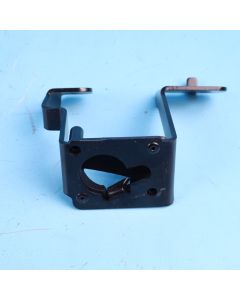 BMW 5er F11 + LCI Aufnahme Trennnetz rechts 9168482 Halter Original