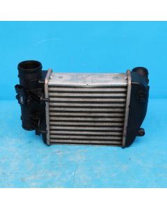 Audi A6 4F C6 2.7 3.0 TDI Ladeluftkühler links 4F0145805E Fahrerseite LLK PO1
