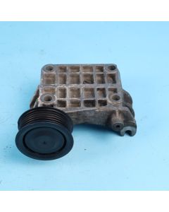 Audi A6 4F C6 2.7 3.0 TDI Halter Lichtmaschine 059903143K Halterung Original OB