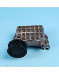 Audi A6 4F C6 2.7 3.0 TDI Halter Lichtmaschine 059903143K Halterung Original MZ