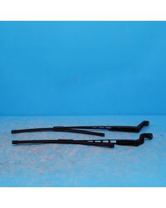 Audi A6 4F C6 Scheibenwischer vorne 4F1955409 4F1955410 Wischerarme Original PR