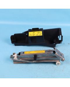 Audi A6 4F C6 Avant Wagenheber 4F0011031 8E0010175A Halterung Orig. PO