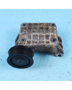 Audi A6 4F C6 2.7 3.0 TDI Halter Lichtmaschine 059903143K Halterung Original PP