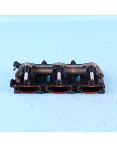 Audi A6 4F C6 2.8 FSI Kraftstoffverteiler links 06E133109S Ansaugbrücke Orig PS1