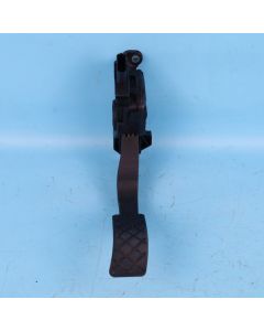 Audi A6 4F C6 Gaspedal 8K1721523 Gaswertgeber Schaltgetriebe Original PP