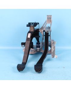 Audi A6 4F Bremspedal Kupplungspedal 4F1721117F 4F1721140B Lagerbock Original PP