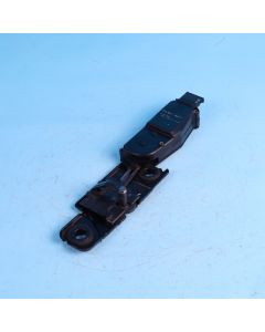 Audi A6 4F Avant Zuziehhilfe elektrische Heckklappe 4F9827383A Schliessplatte OU
