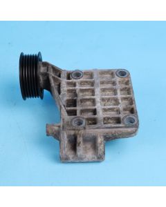 Audi A6 4F C6 2.7 3.0 TDI Halter Lichtmaschine 059903143K Halterung Original PJ