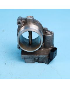 Audi A6 4F C6 2.7 3.0 TDI Drosselklappe 4E0145950F Steuerklappe 4-polig Orig. PK