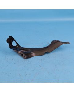 Audi A6 4G C7 Kotflügelhalter vorne rechts 4G0821136A Strebe Halterung Orig. PM1