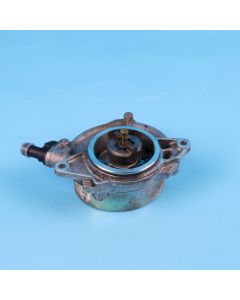Audi A6 4F C6 2.7 3.0 TDI Unterdruckpumpe 057145100AC Vakuumpumpe Original