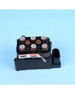 Audi A6 4F C6 Ventileinheit Luftfahrwerk Ventilblock ON