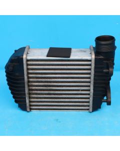 Audi A6 4F C6 2.7 TDI Ladeluftkühler rechts 4F0145806R Beifahrerseite Orig. Oi1