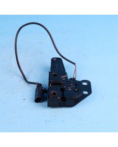 Audi A6 4F C6 Motorhaubenschloss 4F0823509A Klappenschloss Verriegelung Orig. PB