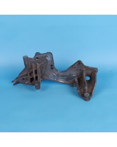 Audi A6 4F C6 Facelift Aggregathalter 059130147P Hochdruckpumpe Halterung Orig.