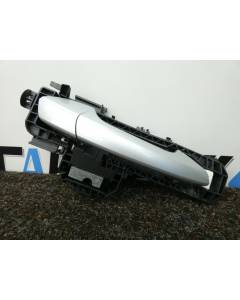 Mercedes C Klasse W204 Türgriff außen rechts 775 IRIDIUMSILBER A2047601634 KG4