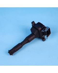 BOSCH Zündspule 0221504004 Zündspulenstecker Original E212